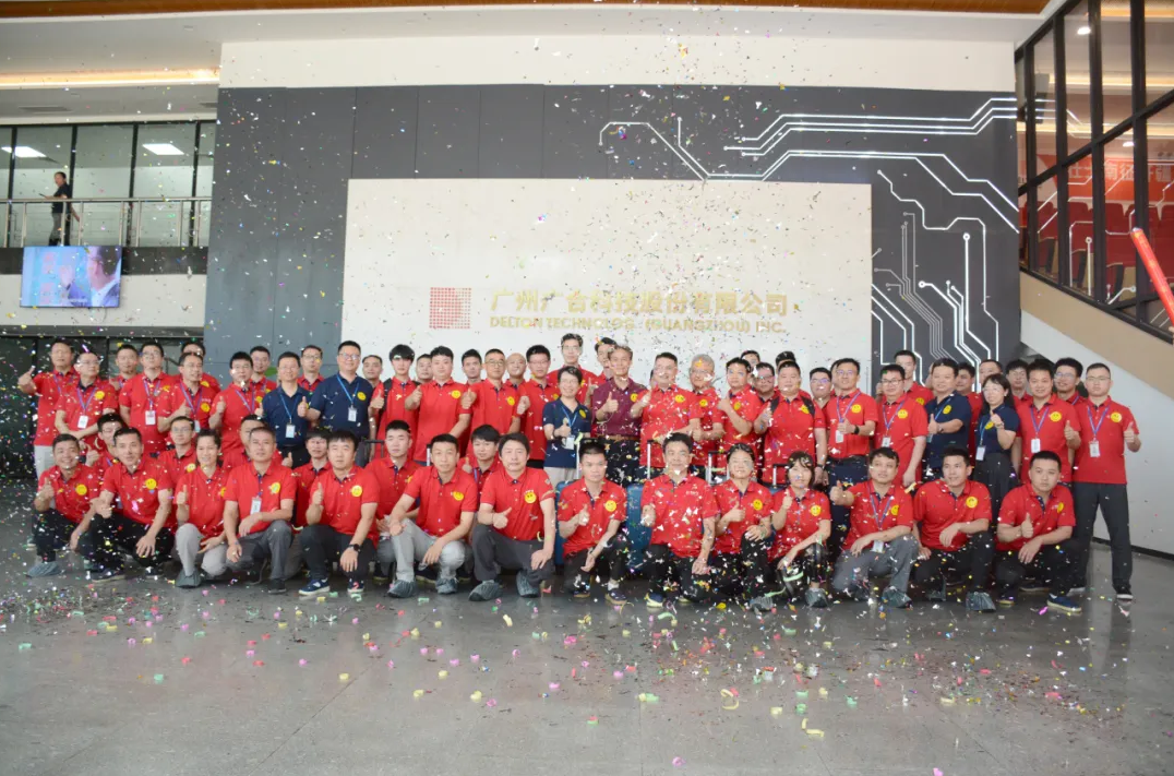 接旗出征！设施管理团队出征泰国华体会手机平台-华体会（中国）
